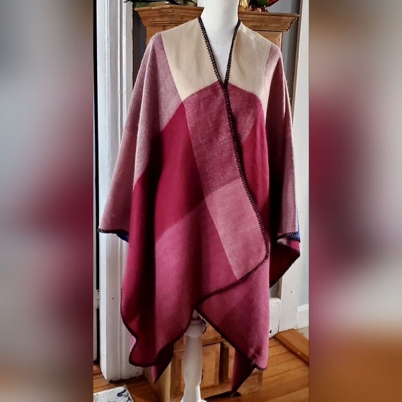 Eddie Bauer Accessories - Eddie Bauer Burgundy Rose Blue and Cream Colorblock Wrap Poncho